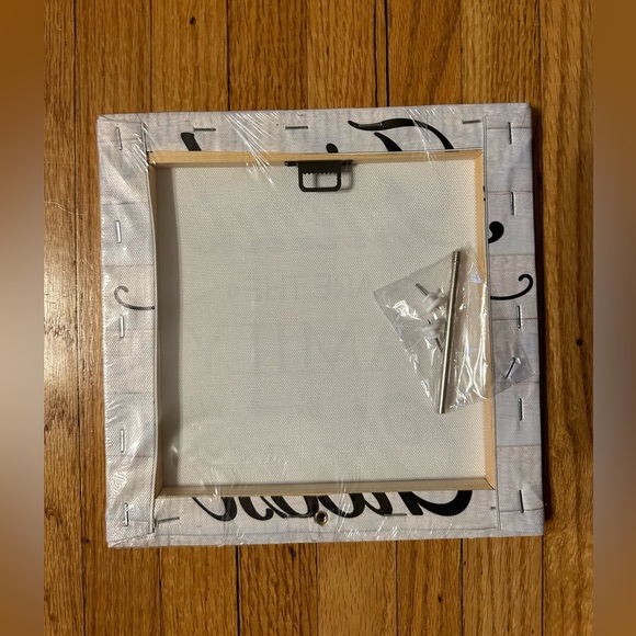 Decorative Wall Art - Friends Quote - Picture 2 of 3